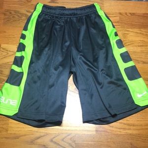 Youth Medium Nike Basketball Shorts